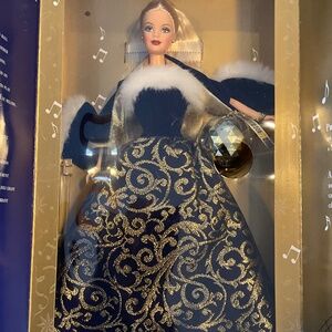 Barbie Doll RING IN THE NEW YEAR 2001 NRFB